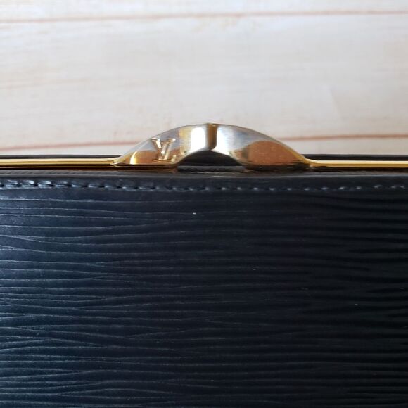 Louis Vuitton Epi Leather Bifold Long Wallet Black Luxury Designer - Picture 15 of 16